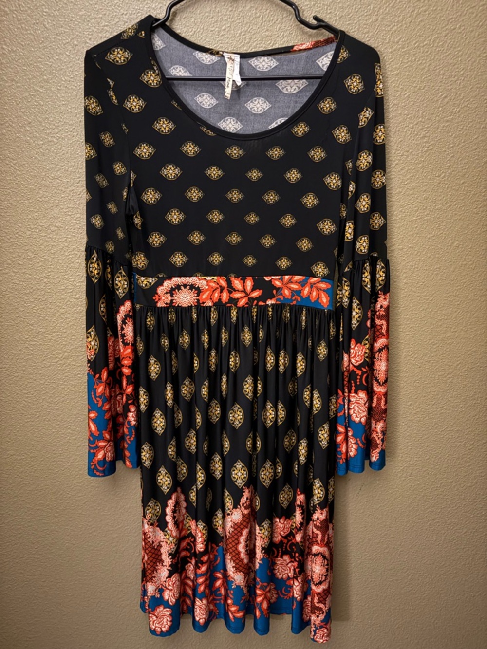 Moa Women's Black Floral Patterned Bell Sleeve Dress Sz:L